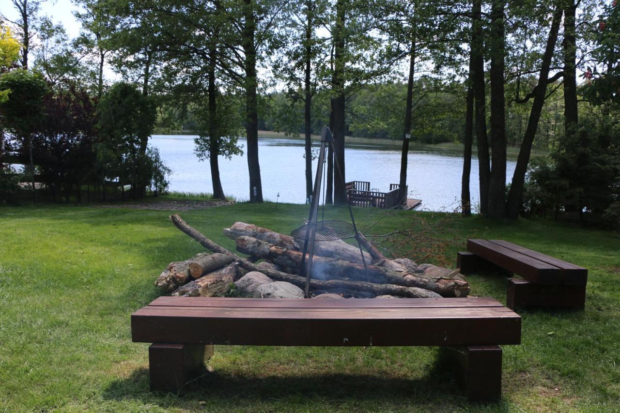 Domek Mazury - Jezioro オジシュ エクステリア 写真
